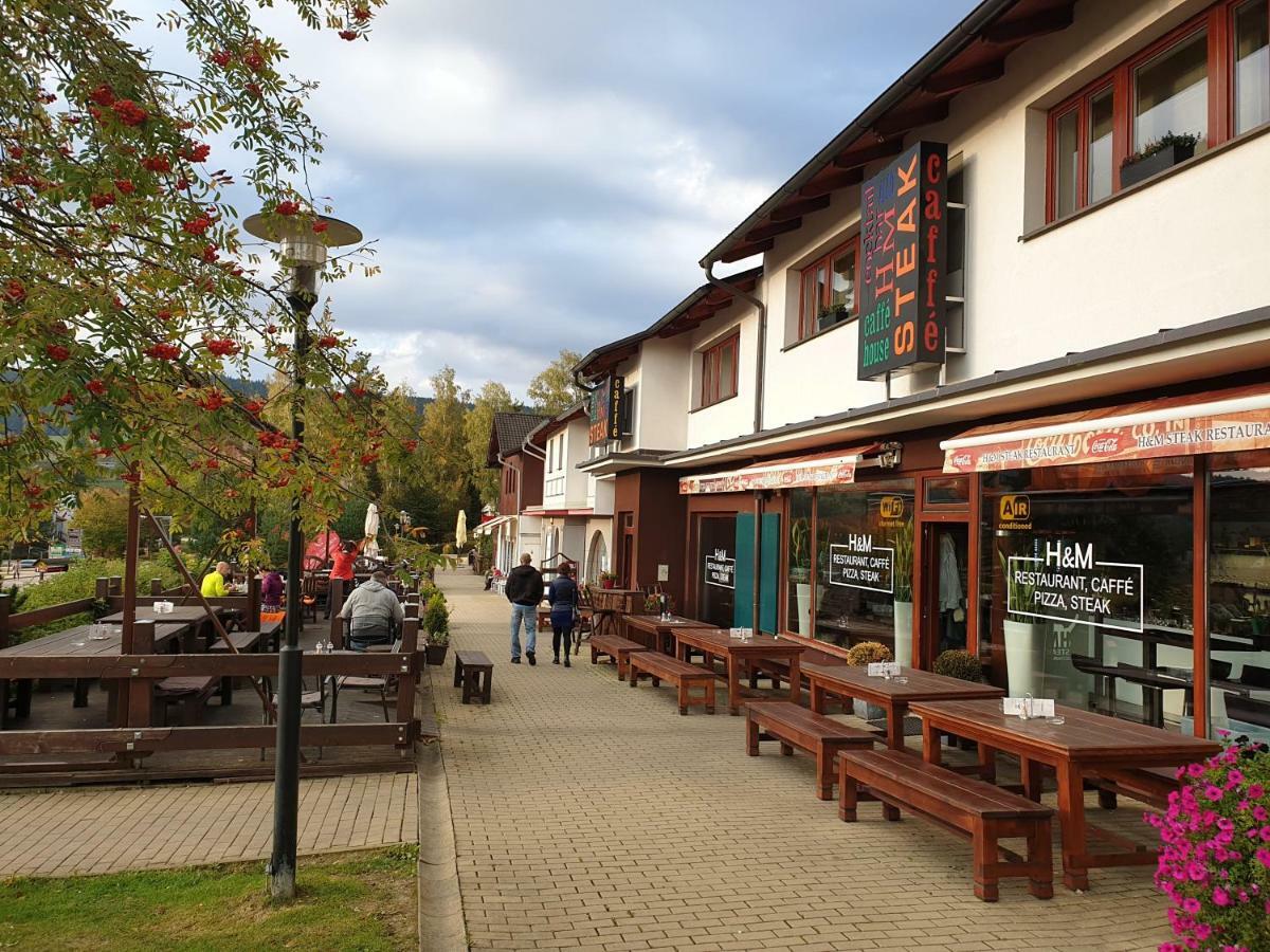 Lipno Nad Vltavou - Apartman 23 - Wifi, Parking, Netflix Eksteriør billede