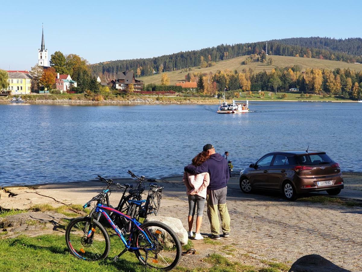 Lipno Nad Vltavou - Apartman 23 - Wifi, Parking, Netflix Eksteriør billede